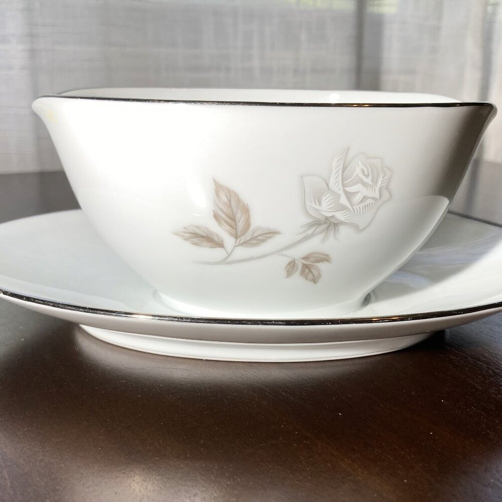 Vintage Noritake ROSA Gravy Boat #6216 White and Gray Roses